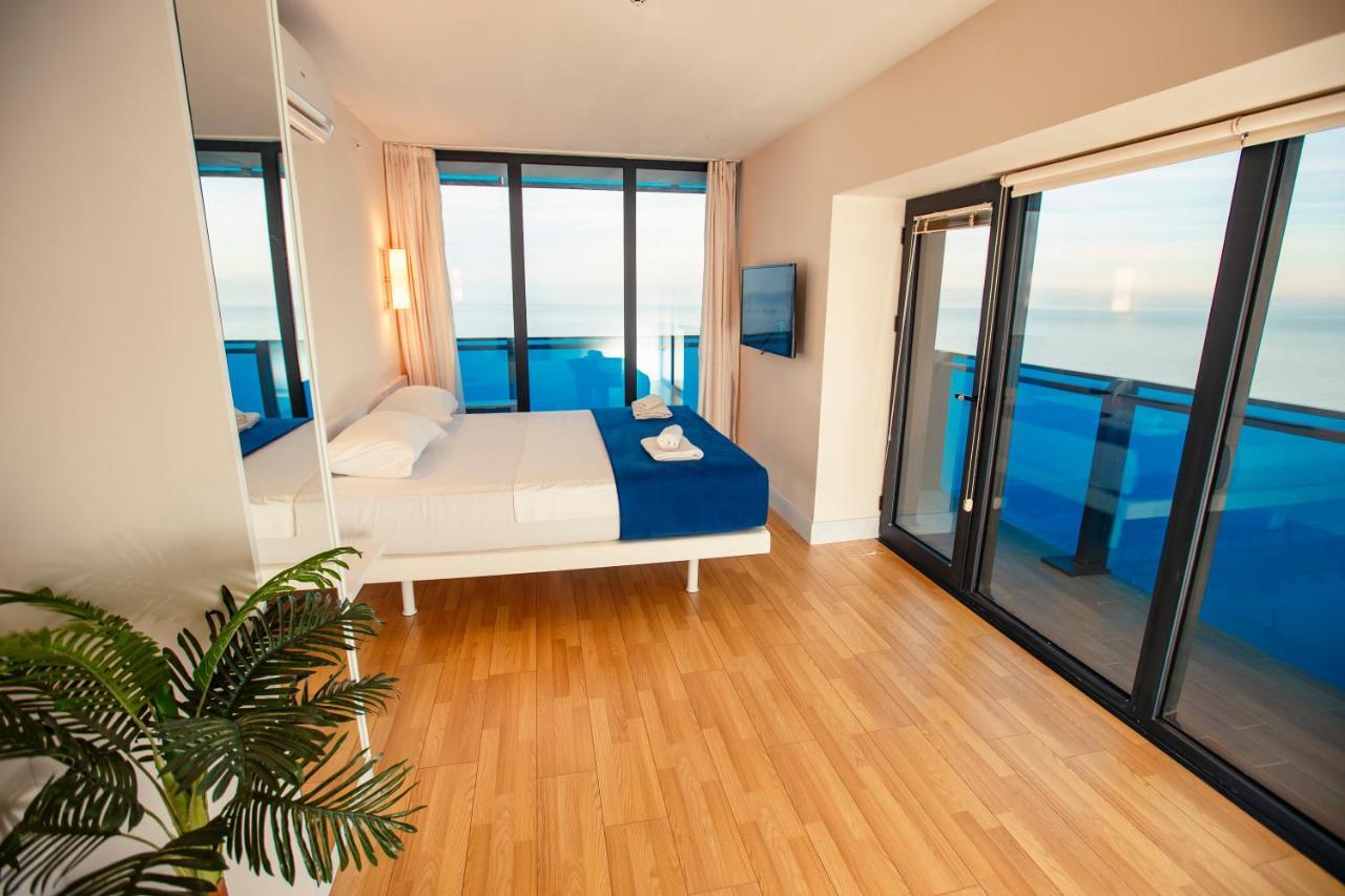Panorama Orbi City Center Suite Sea View Батуми Экстерьер фото